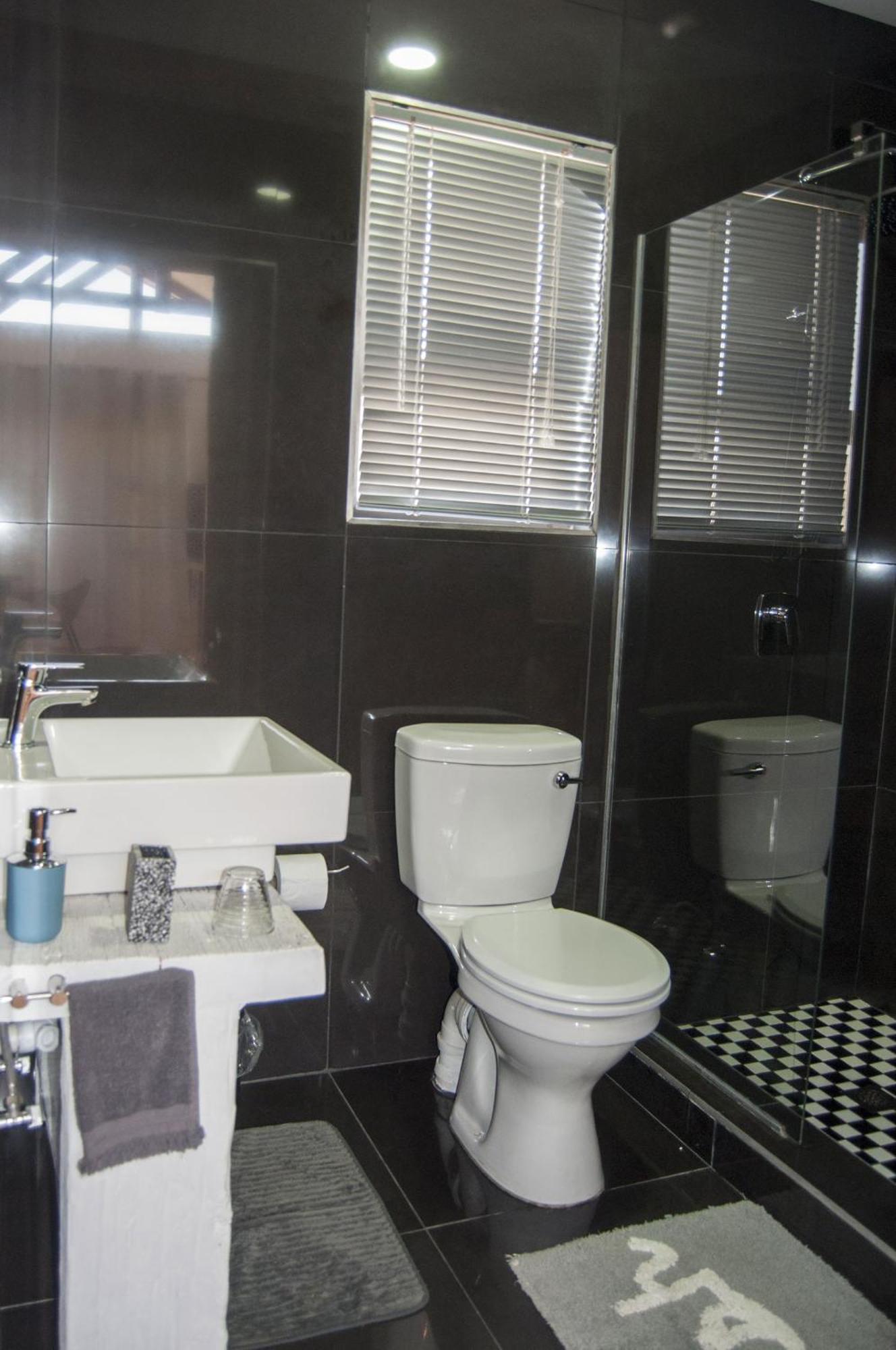 Wildhorses B&B And Self Catering Lüderitz Екстериор снимка